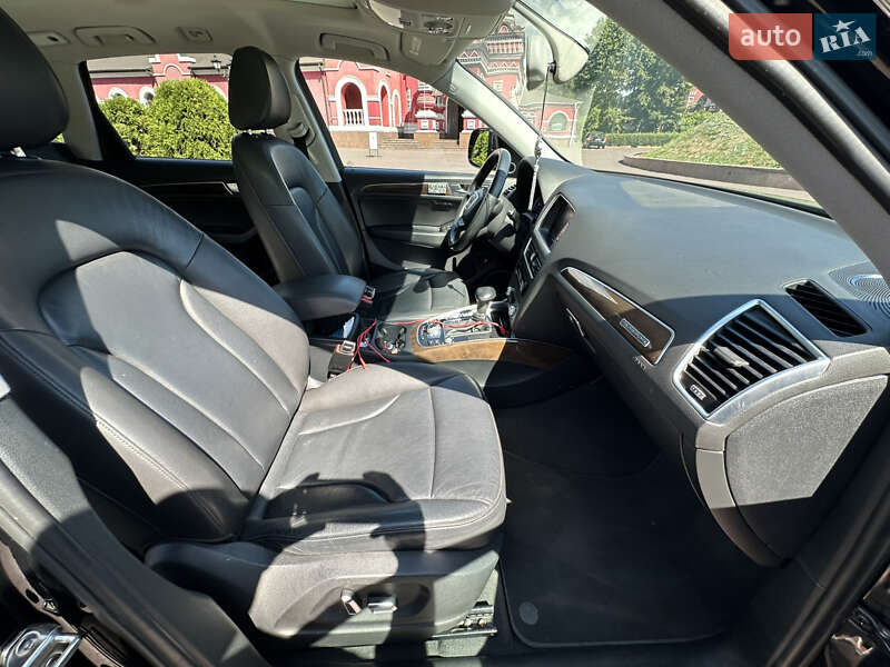 Внедорожник / Кроссовер Audi Q5 2015 в Днепре