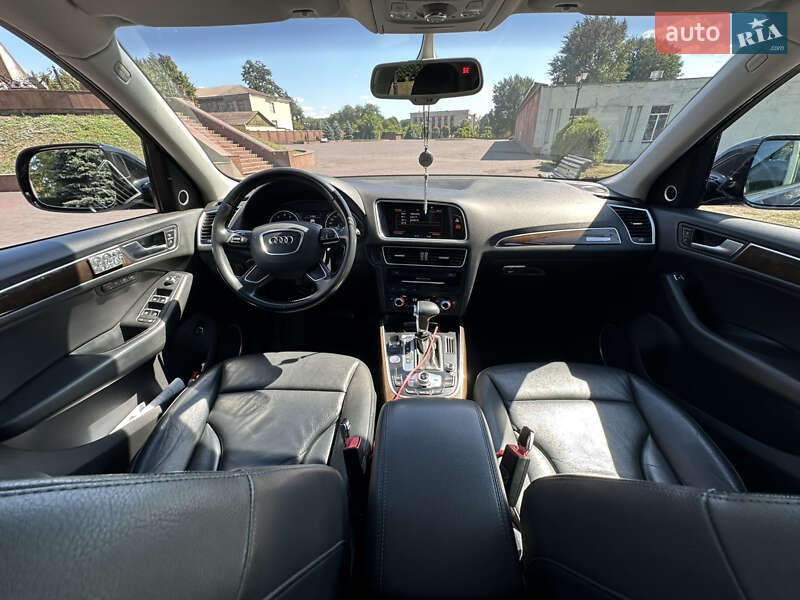 Внедорожник / Кроссовер Audi Q5 2015 в Днепре