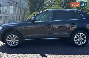 Внедорожник / Кроссовер Audi Q5 2015 в 