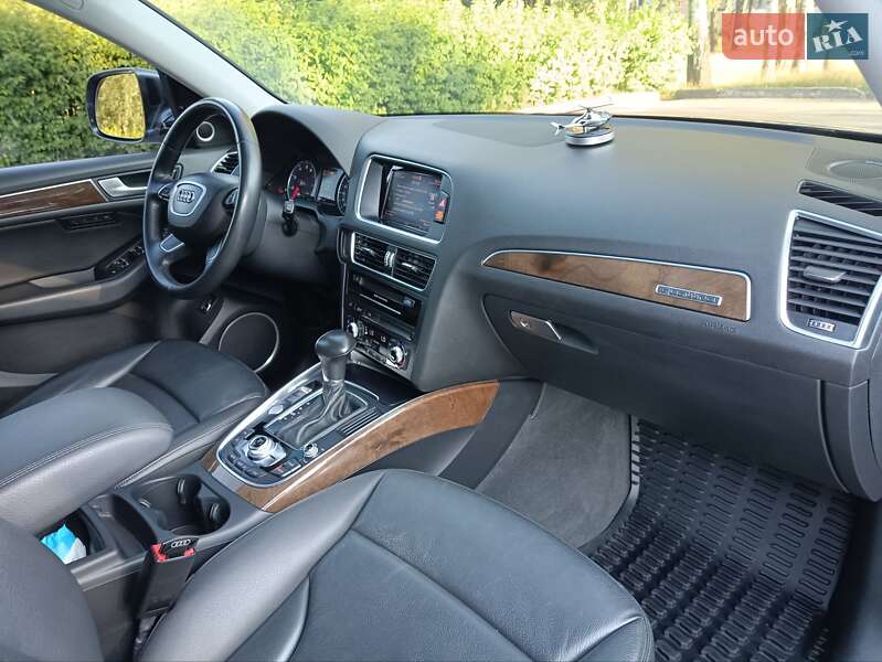 Внедорожник / Кроссовер Audi Q5 2016 в Сумах