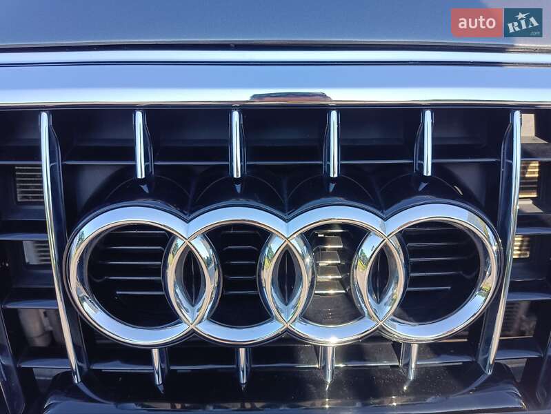 Внедорожник / Кроссовер Audi Q5 2016 в Сумах