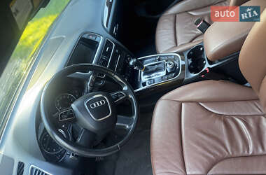 Внедорожник / Кроссовер Audi Q5 2010 в 
