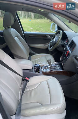 Внедорожник / Кроссовер Audi Q5 2011 в 