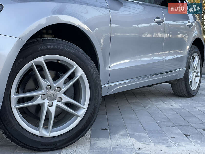 Внедорожник / Кроссовер Audi Q5 2015 в Стрые
