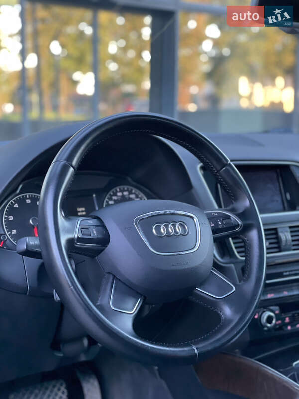 Внедорожник / Кроссовер Audi Q5 2015 в Стрые