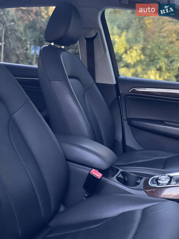 Внедорожник / Кроссовер Audi Q5 2015 в Стрые