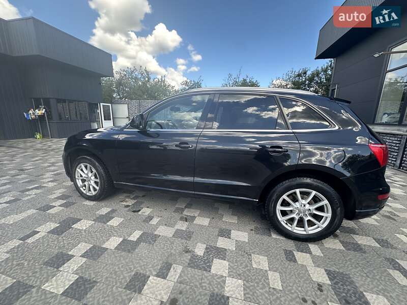 Внедорожник / Кроссовер Audi Q5 2011 в Харькове