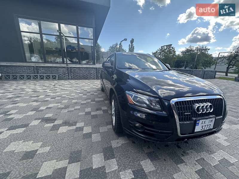Внедорожник / Кроссовер Audi Q5 2011 в Харькове