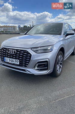 Внедорожник / Кроссовер Audi Q5 2022 в 