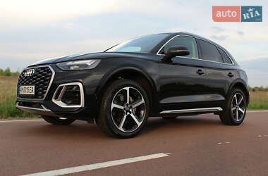 Внедорожник / Кроссовер Audi Q5 2021 в 