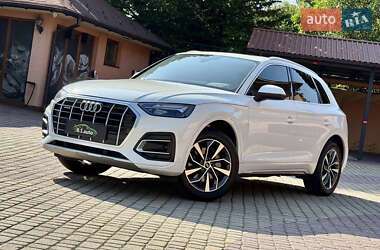 Позашляховик / Кросовер Audi Q5 2020 в Мукачевому