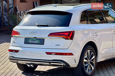 Внедорожник / Кроссовер Audi Q5 2020 в 