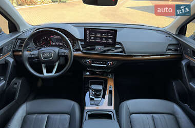 Внедорожник / Кроссовер Audi Q5 2020 в 