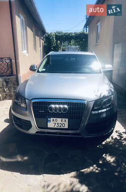 Внедорожник / Кроссовер Audi Q5 2011 в Ужгороде
