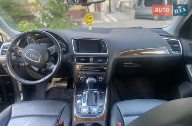Внедорожник / Кроссовер Audi Q5 2015 в 