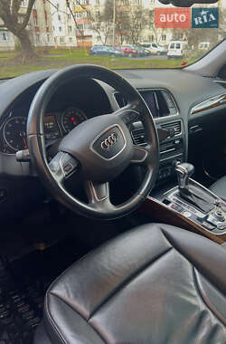 Внедорожник / Кроссовер Audi Q5 2015 в 