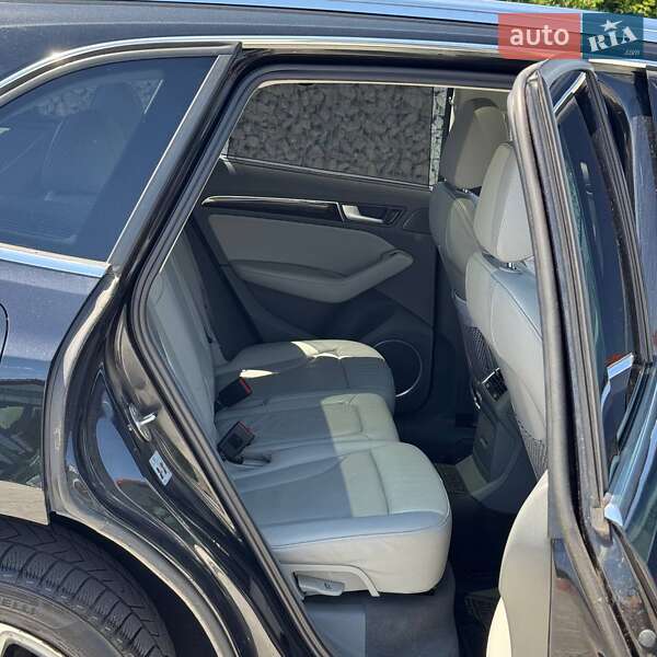 Внедорожник / Кроссовер Audi Q5 2013 в Киеве