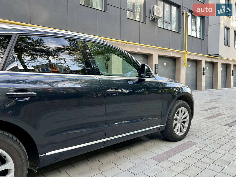 Позашляховик / Кросовер Audi Q5 2015 в Тернополі