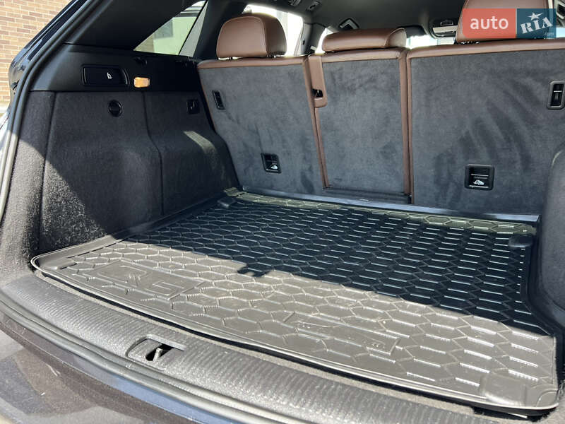 Позашляховик / Кросовер Audi Q5 2015 в Тернополі