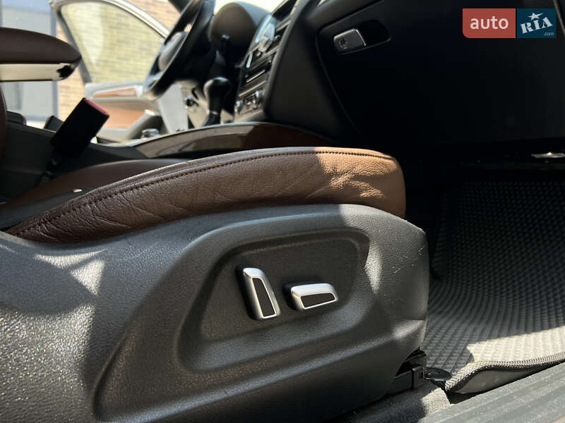 Позашляховик / Кросовер Audi Q5 2015 в Тернополі