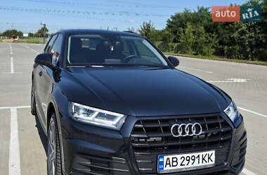 Позашляховик / Кросовер Audi Q5 2019 в Вінниці