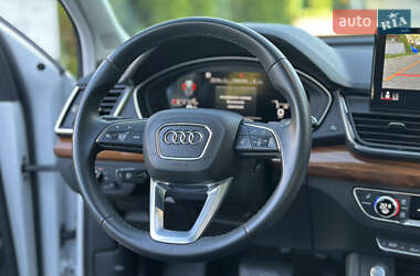 Внедорожник / Кроссовер Audi Q5 2021 в 
