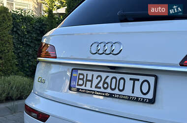 Внедорожник / Кроссовер Audi Q5 2021 в 