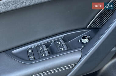 Внедорожник / Кроссовер Audi Q5 2021 в 
