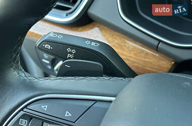 Внедорожник / Кроссовер Audi Q5 2021 в 