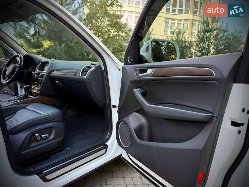 Внедорожник / Кроссовер Audi Q5 2014 в Ивано-Франковске
