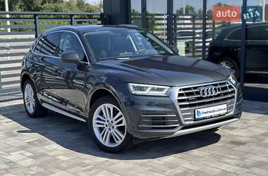 Позашляховик / Кросовер Audi Q5 2017 в Рівному