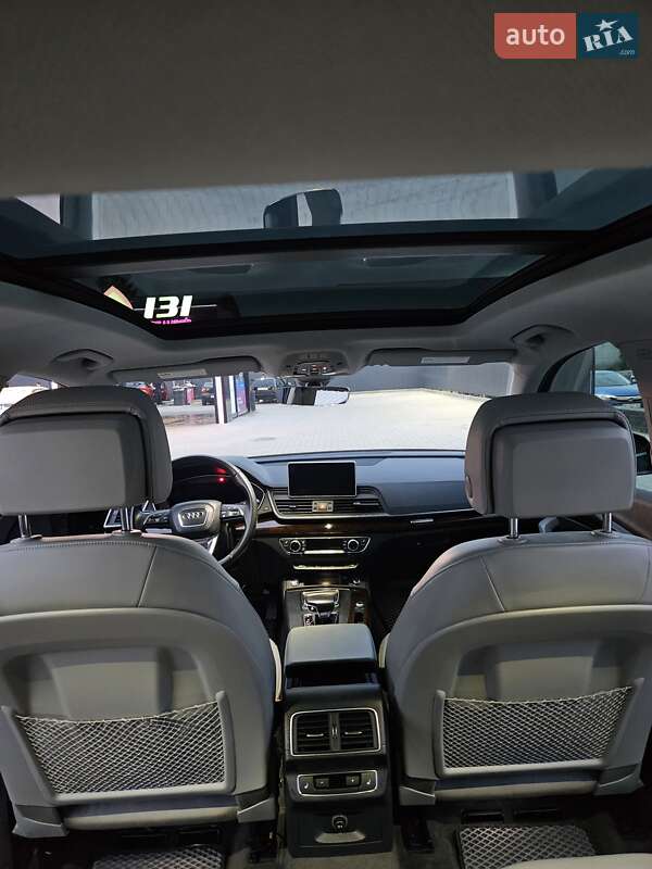 Позашляховик / Кросовер Audi Q5 2018 в Львові