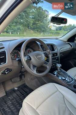 Внедорожник / Кроссовер Audi Q5 2013 в 