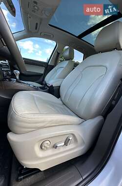 Внедорожник / Кроссовер Audi Q5 2013 в 