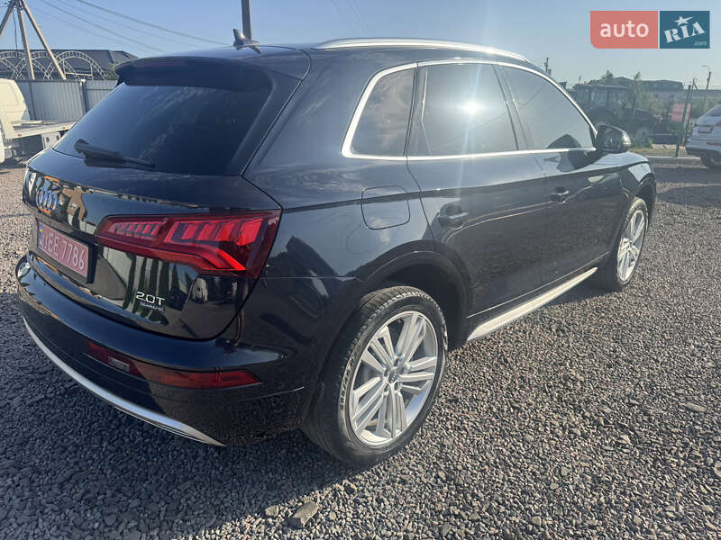 Внедорожник / Кроссовер Audi Q5 2018 в Луцке
