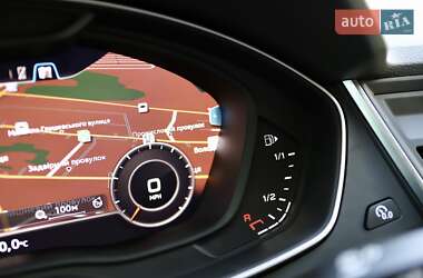 Внедорожник / Кроссовер Audi Q5 2018 в 
