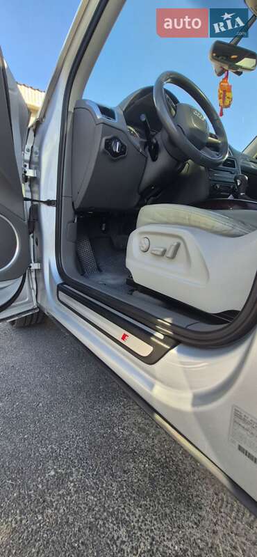 Позашляховик / Кросовер Audi Q5 2011 в Славуті