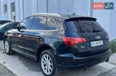 Внедорожник / Кроссовер Audi Q5 2010 в 