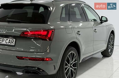 Внедорожник / Кроссовер Audi Q5 2022 в 