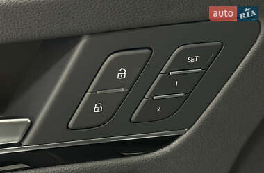 Внедорожник / Кроссовер Audi Q5 2022 в 