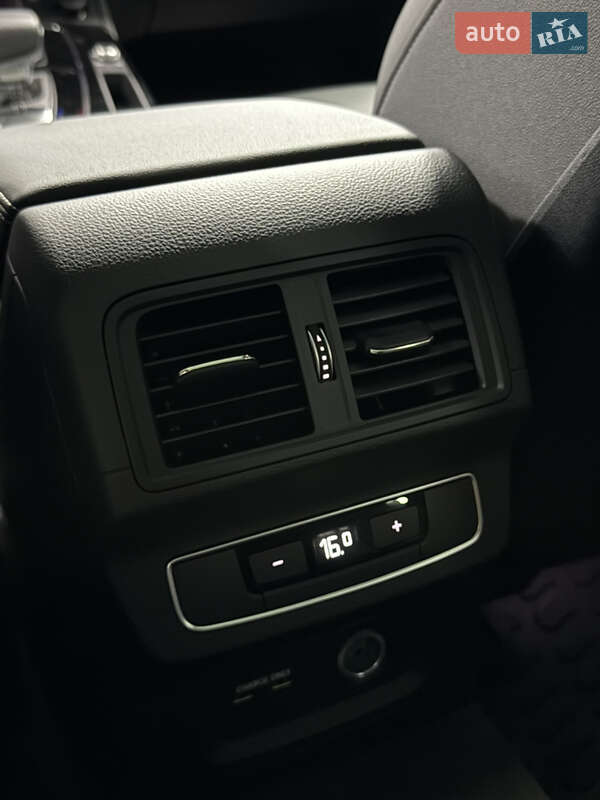 Внедорожник / Кроссовер Audi Q5 2022 в Одессе