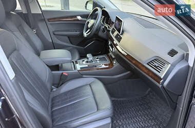 Внедорожник / Кроссовер Audi Q5 2020 в 