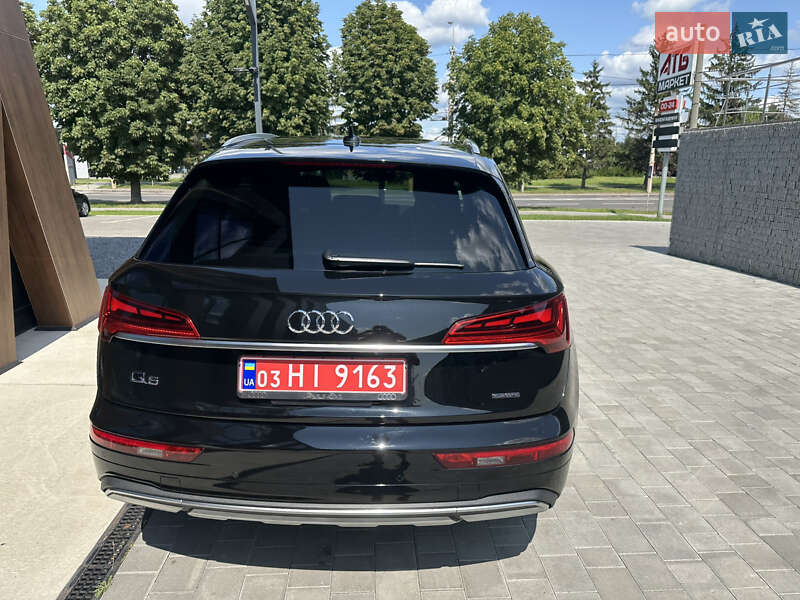 Внедорожник / Кроссовер Audi Q5 2021 в Луцке