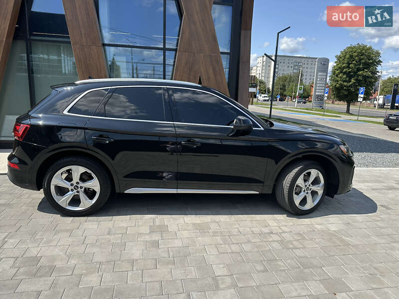 Внедорожник / Кроссовер Audi Q5 2021 в Луцке