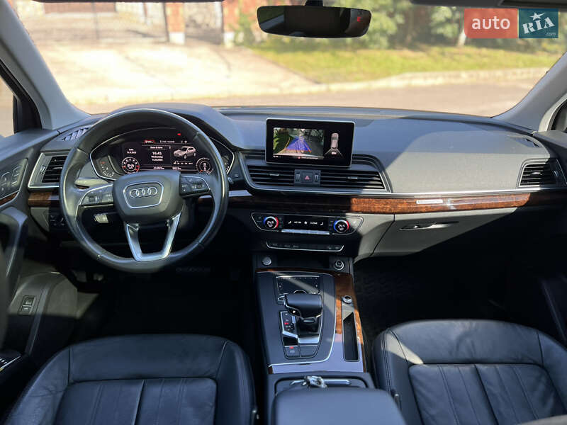 Внедорожник / Кроссовер Audi Q5 2018 в Ровно