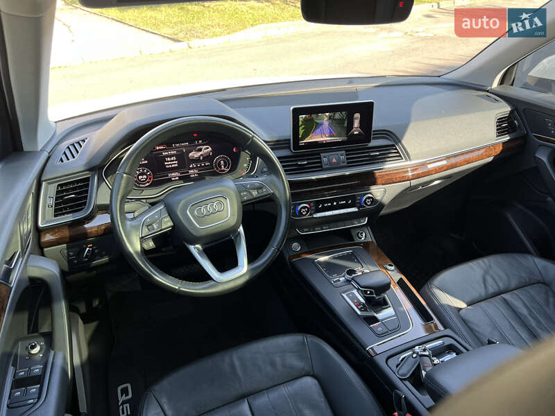 Внедорожник / Кроссовер Audi Q5 2018 в Ровно