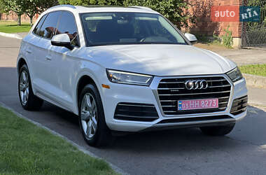 Внедорожник / Кроссовер Audi Q5 2018 в 