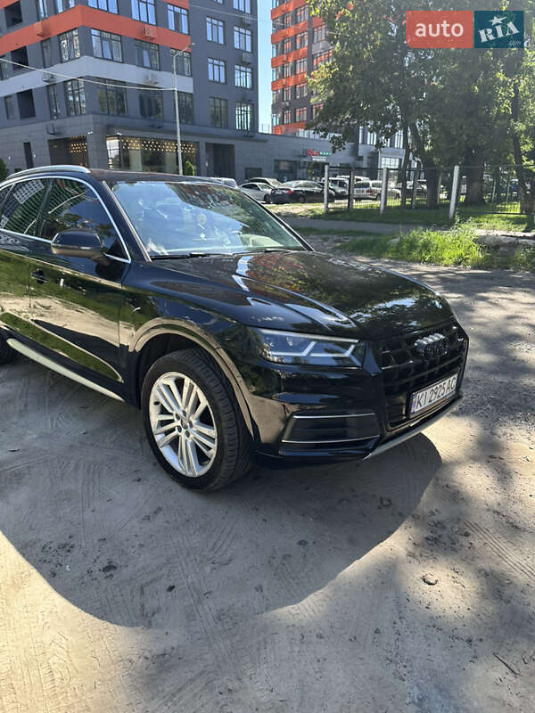 Внедорожник / Кроссовер Audi Q5 2018 в Киеве