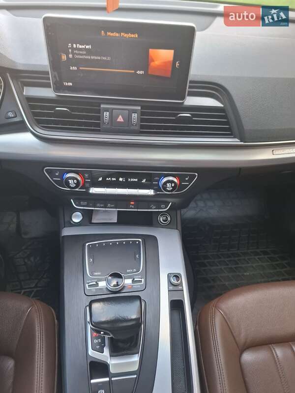 Внедорожник / Кроссовер Audi Q5 2017 в Чорткове