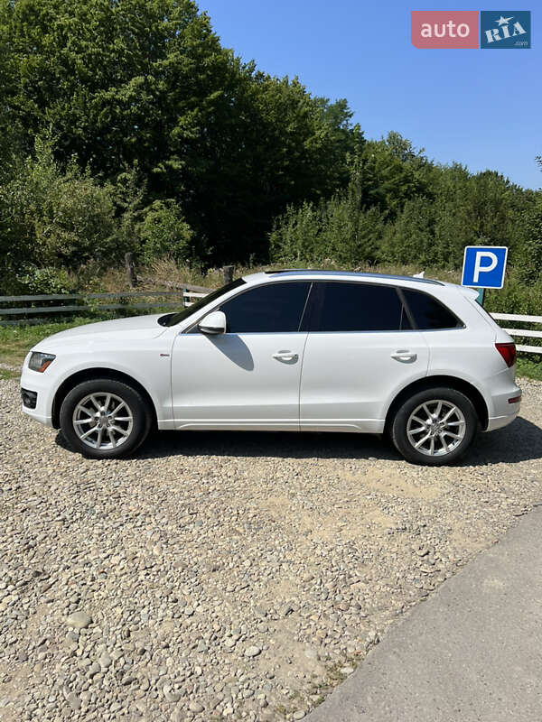 Внедорожник / Кроссовер Audi Q5 2011 в Ивано-Франковске